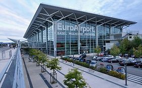 Hotel Berlioz Basel Airport